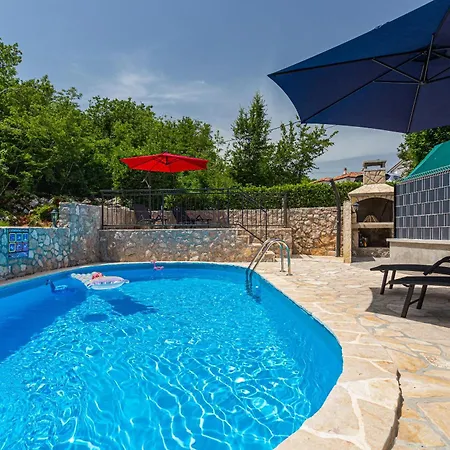 Sanela With Private Pool