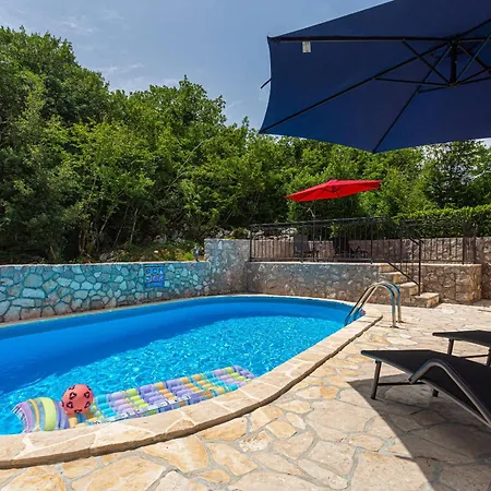 Sanela With Private Pool Apartament *