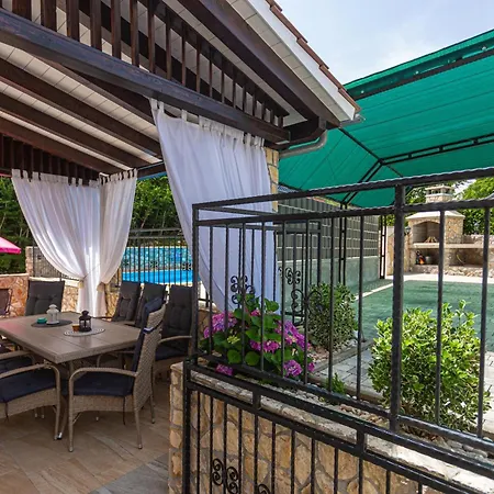 Sanela With Private Pool *