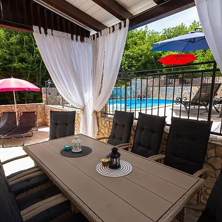 Sanela With Private Pool Apartament